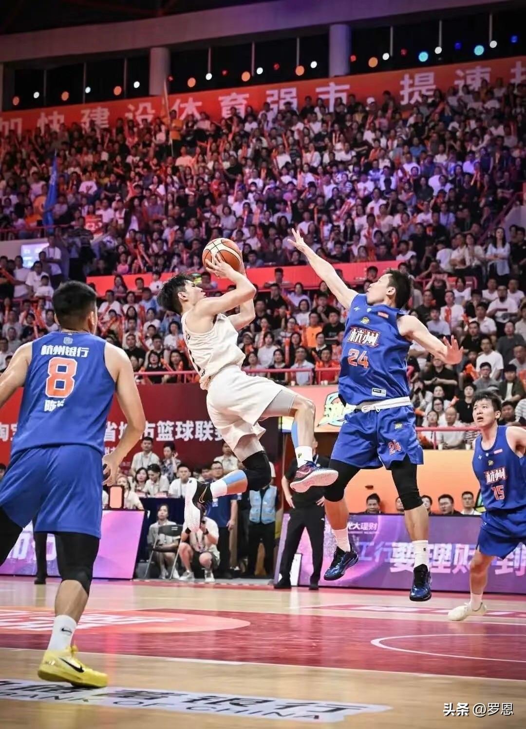 在一个比赛的过程中间我们要执行的文件有